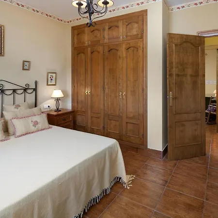 Privada Familias Vila Torrox